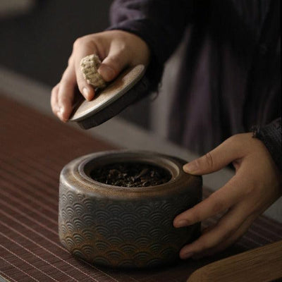 Boite à thé en céramique japonaise vintage